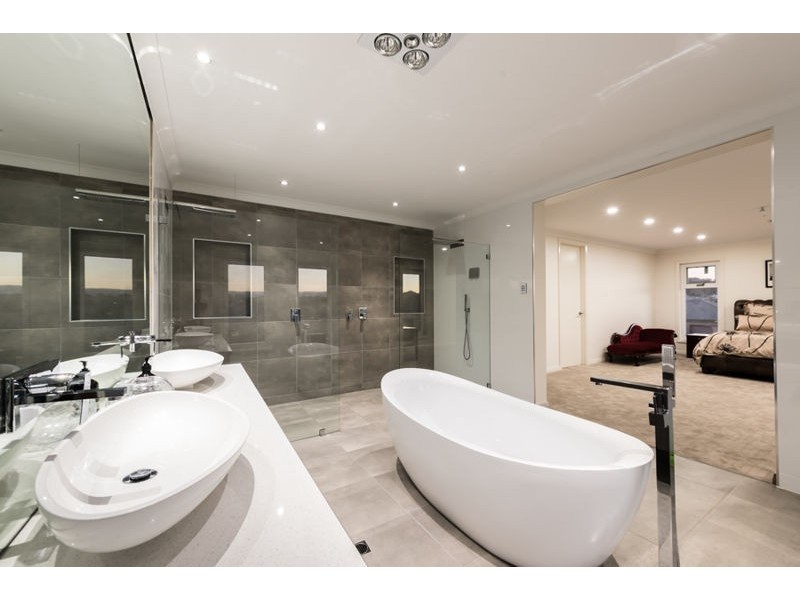 2 Kain Court, Mount Barker SA 5251