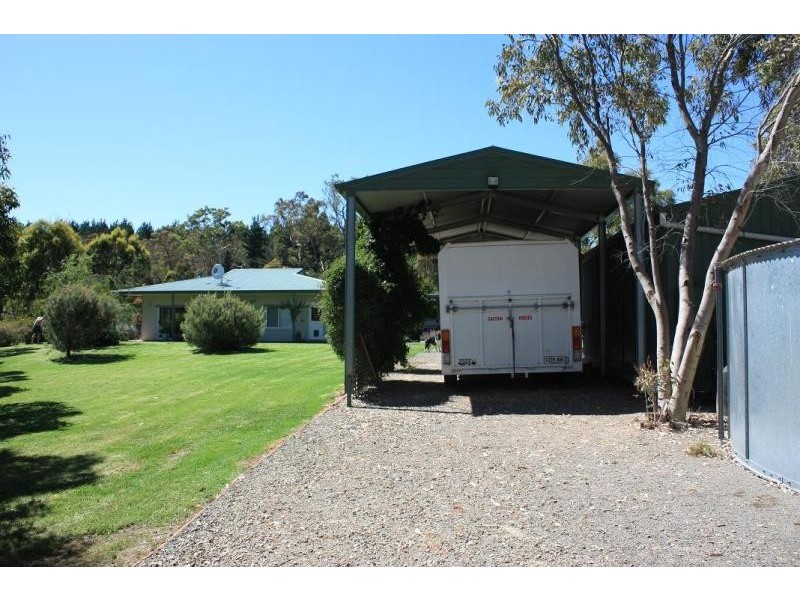 24A Brookman Rd, Meadows SA 5201