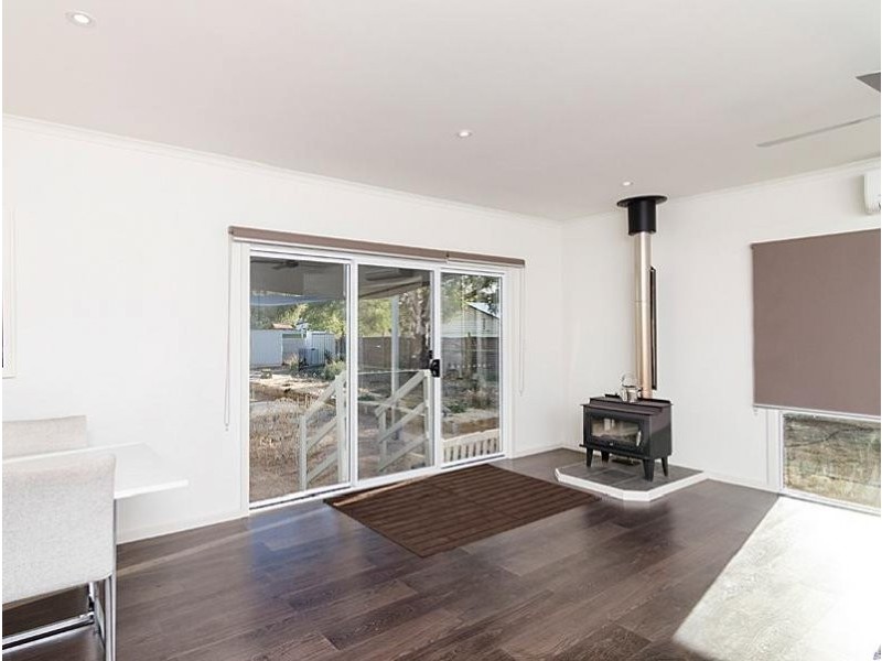 6 Hagen St, Callington SA 5254