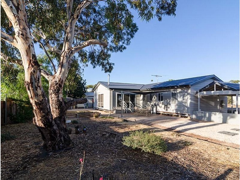 6 Hagen St, Callington SA 5254