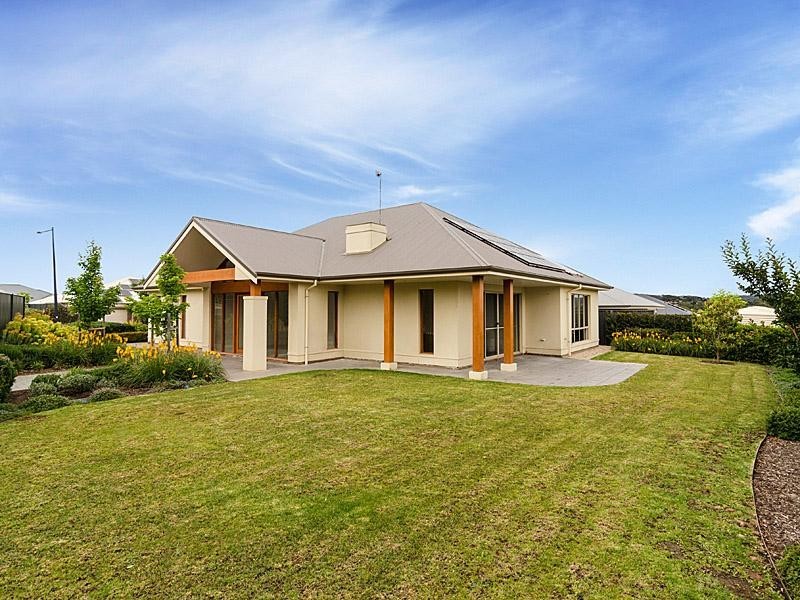 6 Greenfield St, Mount Barker SA 5251