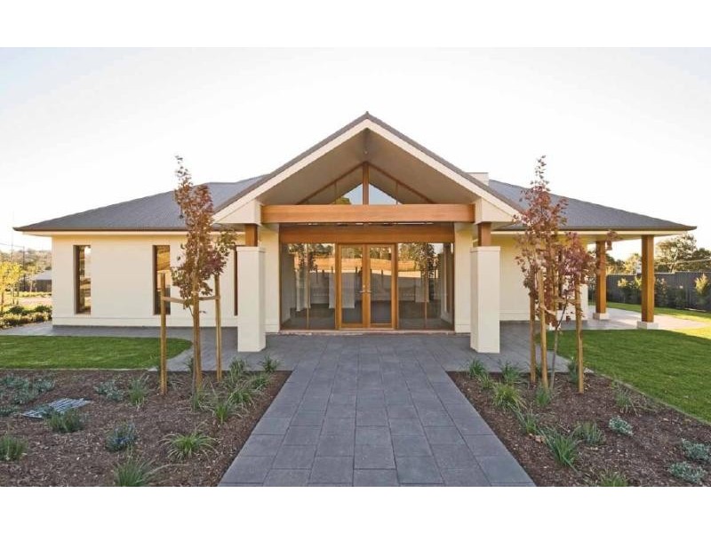 6 Greenfield St, Mount Barker SA 5251