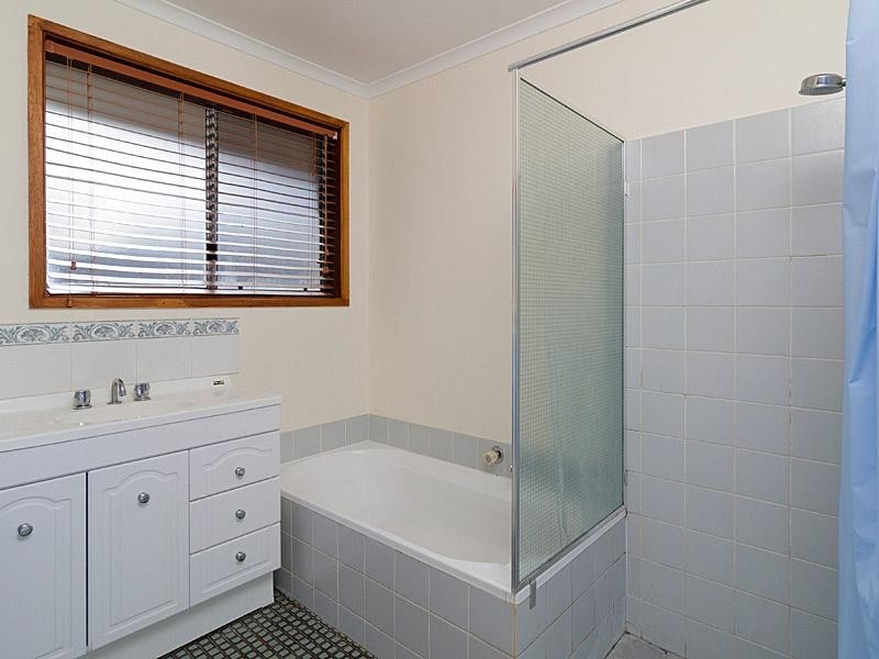 1 Kookaburra Ct, Mount Barker SA 5251