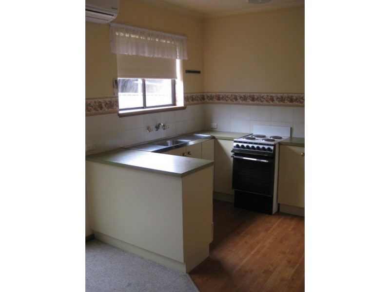 2/4 Margaret St, Woodside SA 5244