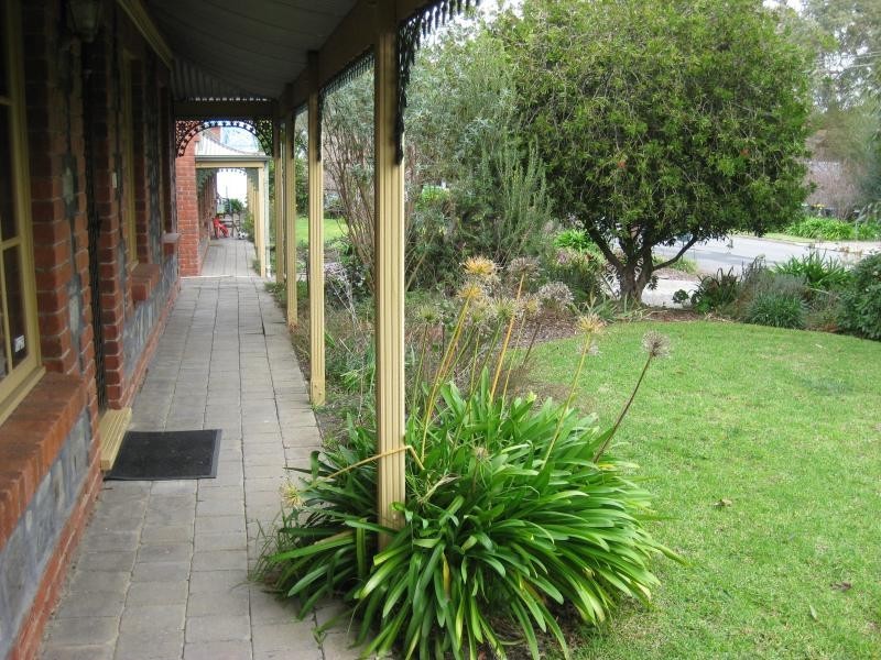 2/4 Margaret St, Woodside SA 5244