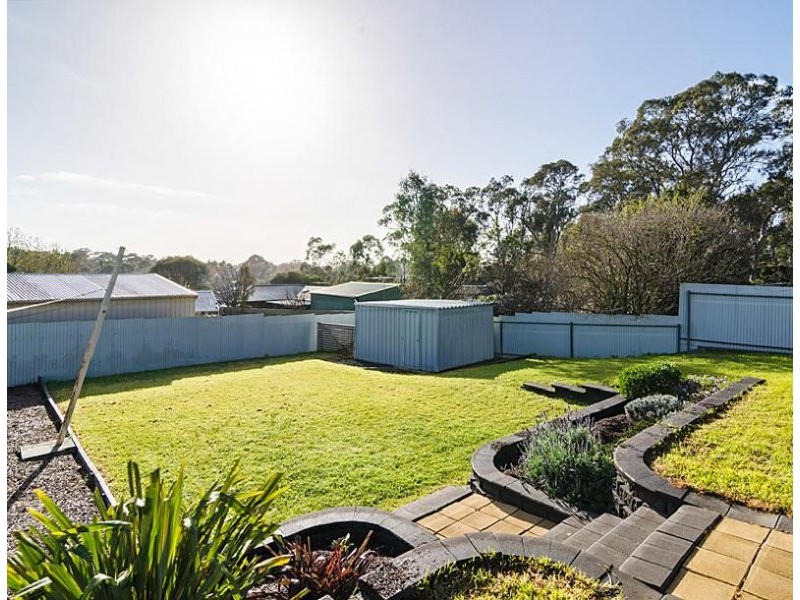 94 Hurling Drive, Mount Barker SA 5251