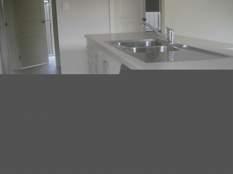 9 Maplewood Ct, Flagstaff Hill SA 5159