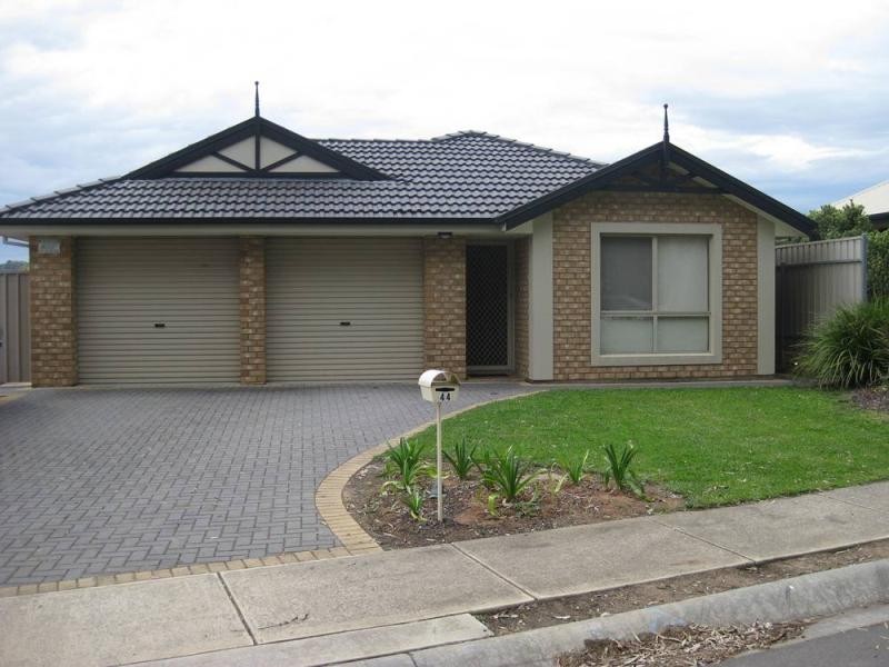 44 Parkview  Dr, Mount Barker SA 5251