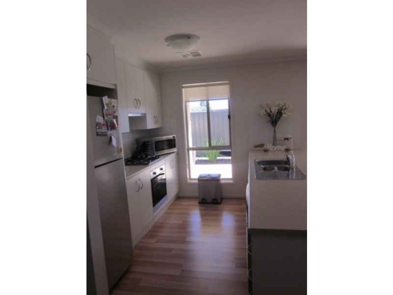 19 Laver St, Mount Barker SA 5251