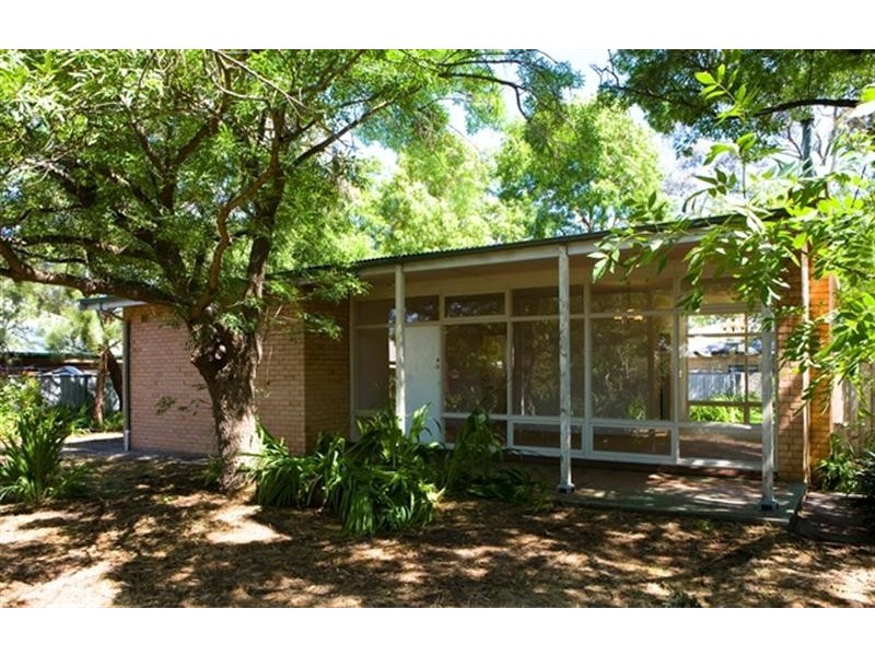 3 Wilpena St, Eden Hills SA 5050