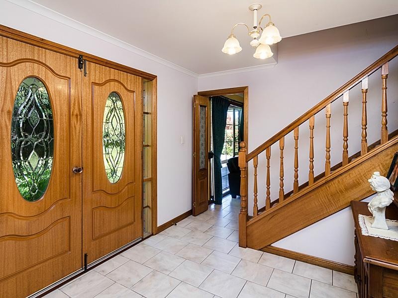 28 Victoria  Rd, Mount Barker SA 5251