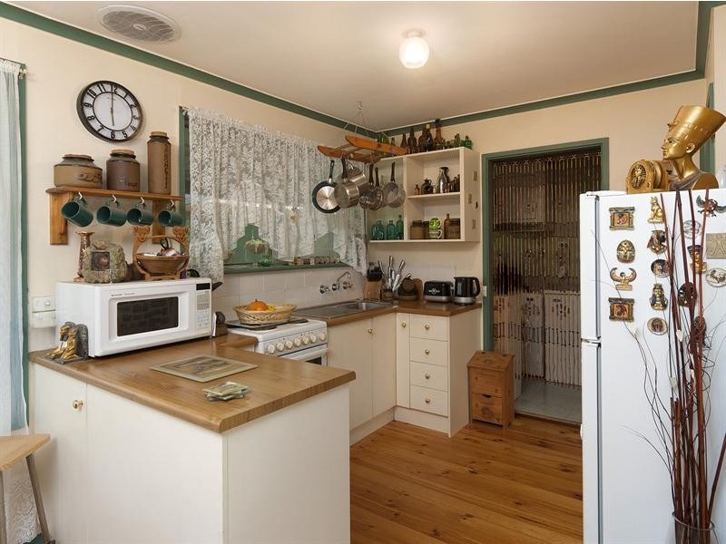 16 Pioneer St, Littlehampton SA 5250