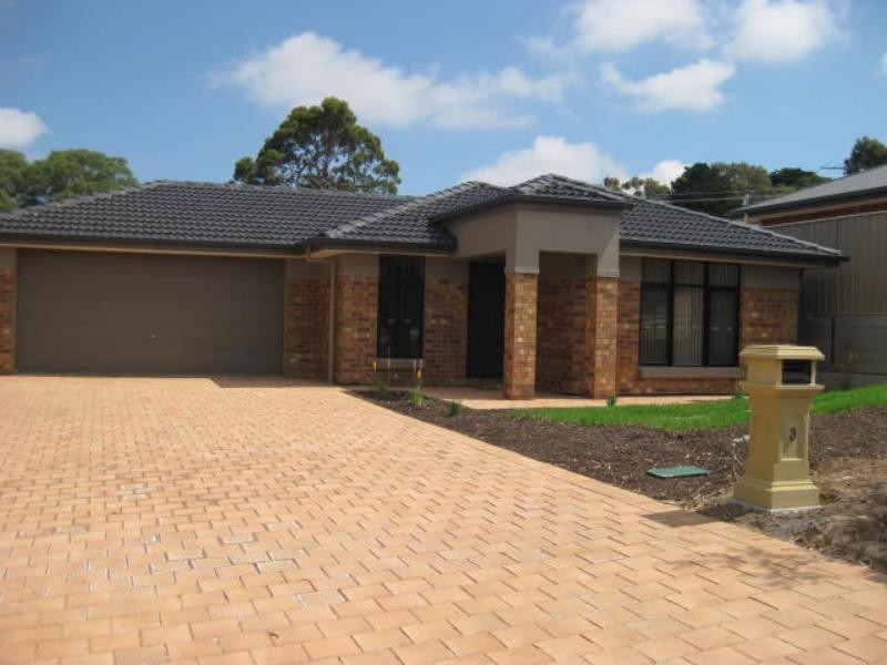 3 Barzona St, Mount Barker SA 5251