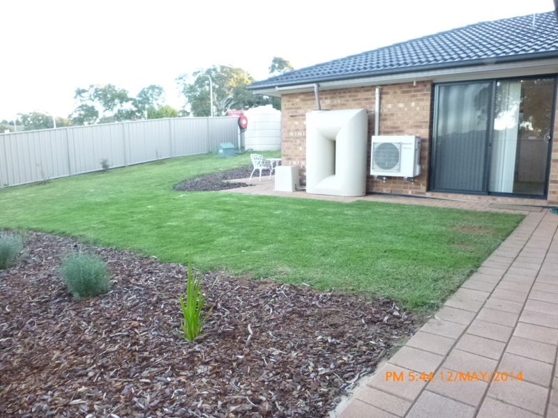 3 Barzona St, Mount Barker SA 5251