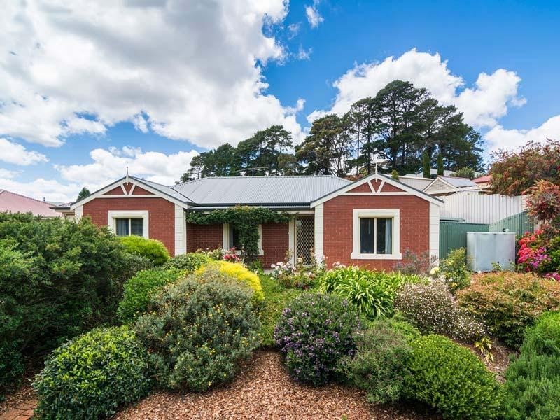 27 Zanker Dr, Mount Barker SA 5251