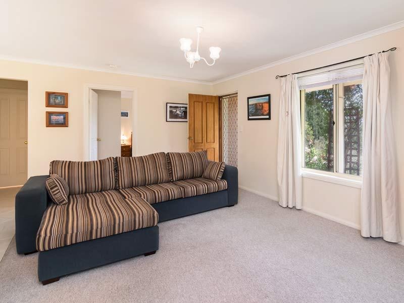 27 Zanker Dr, Mount Barker SA 5251