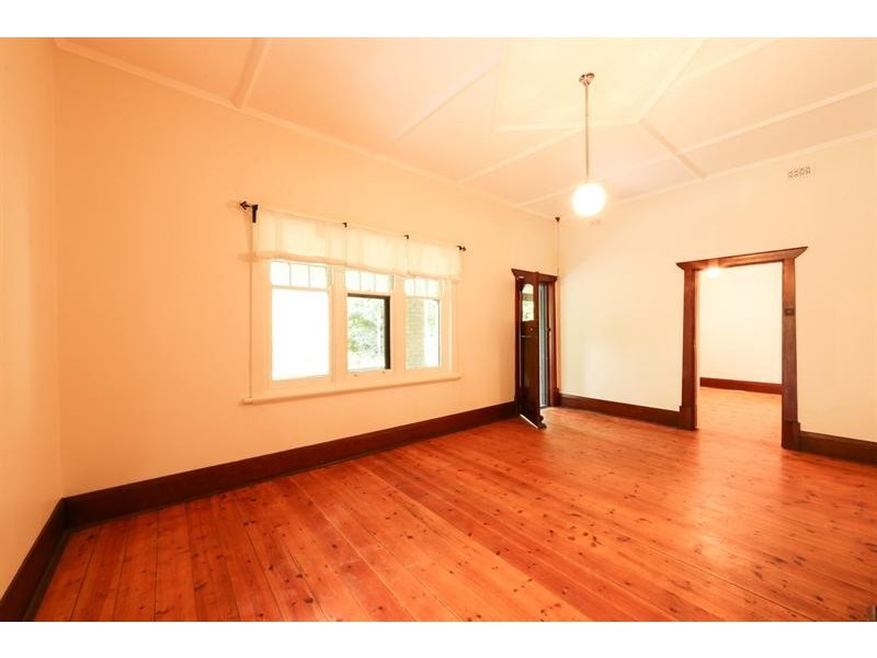 9 Hawthorn Rd, Stirling SA 5152