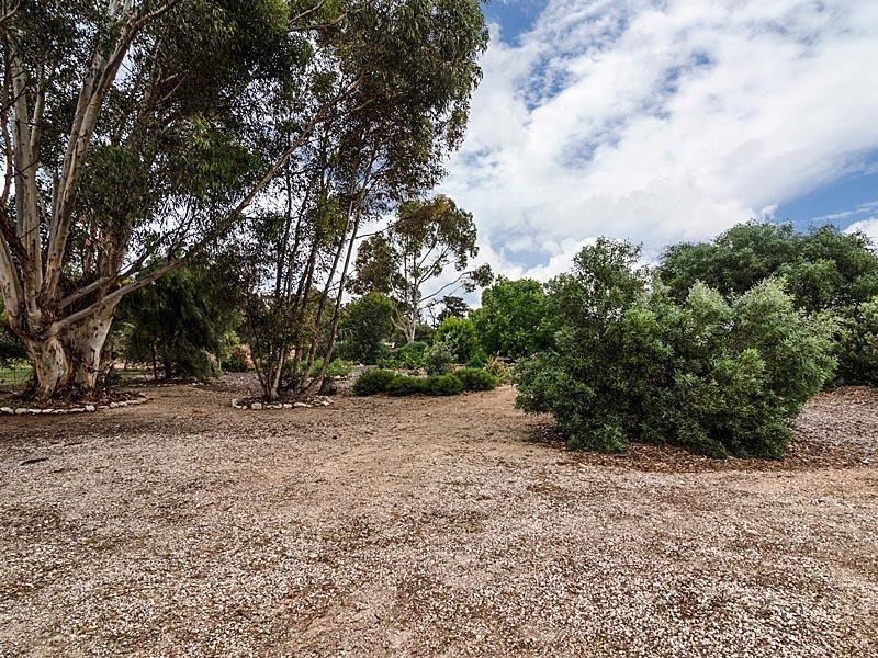 1943 Langhorne Creek Rd, Langhorne Creek SA 5255
