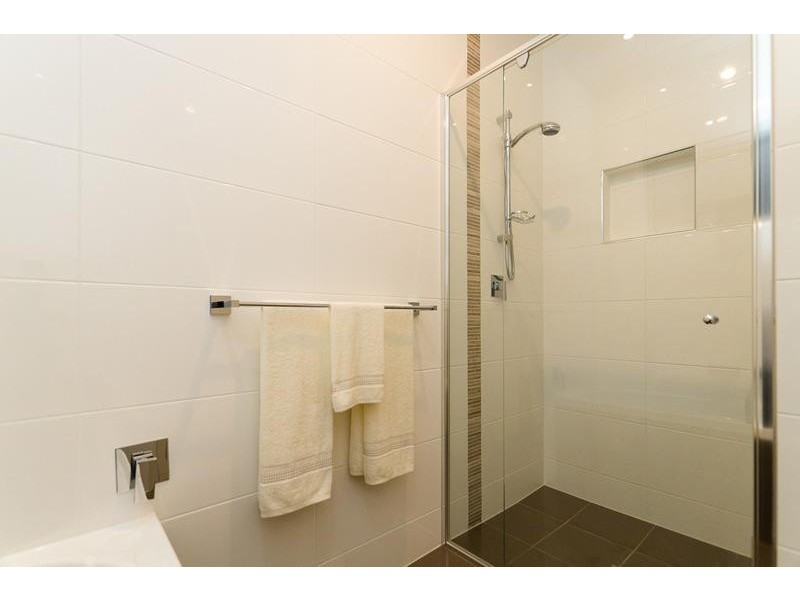 18 Carlson St, Mount Barker SA 5251