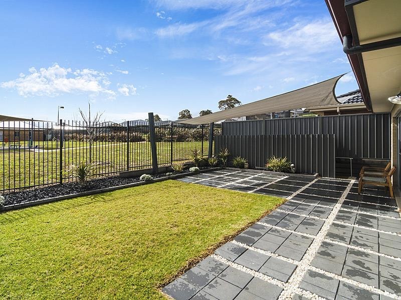 18 Carlson St, Mount Barker SA 5251