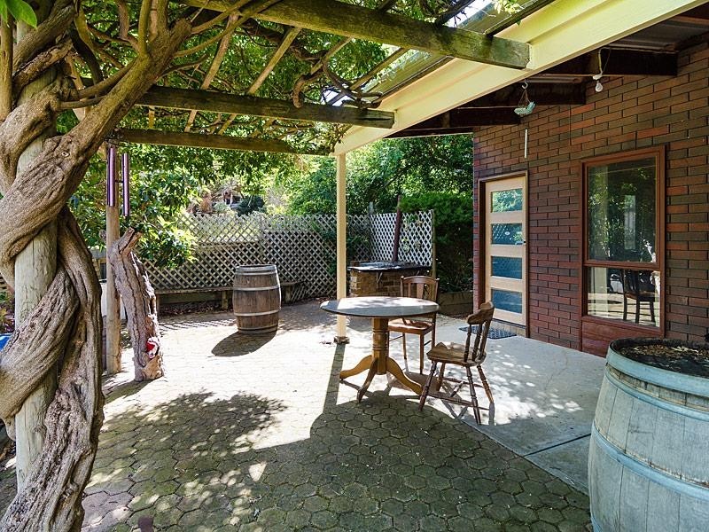 10 Devereux Rd, Macclesfield SA 5153