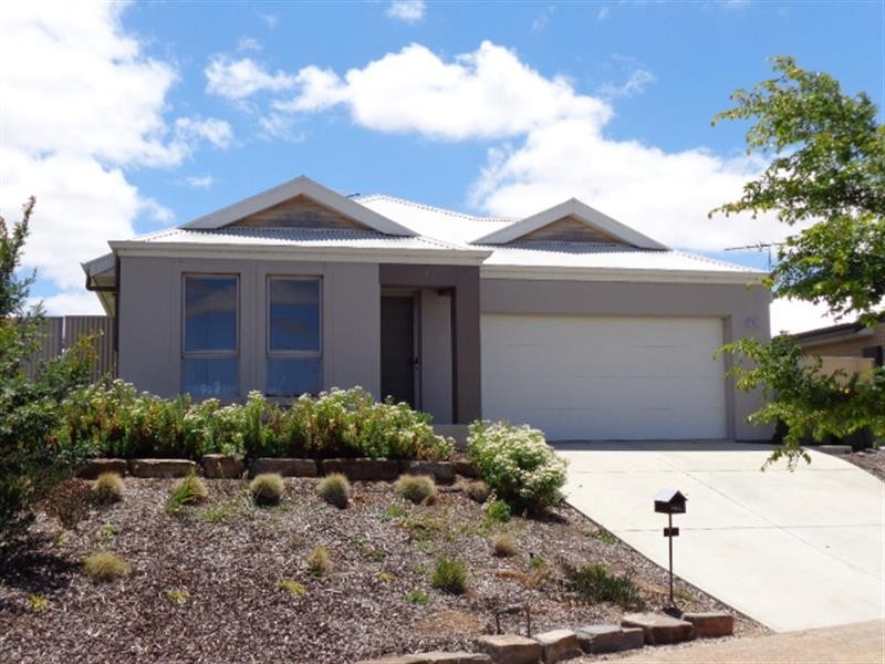 7 Jarrett St, Strathalbyn SA 5255