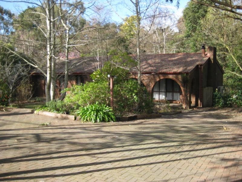 10 Tregarthen Road, Summertown SA 5141