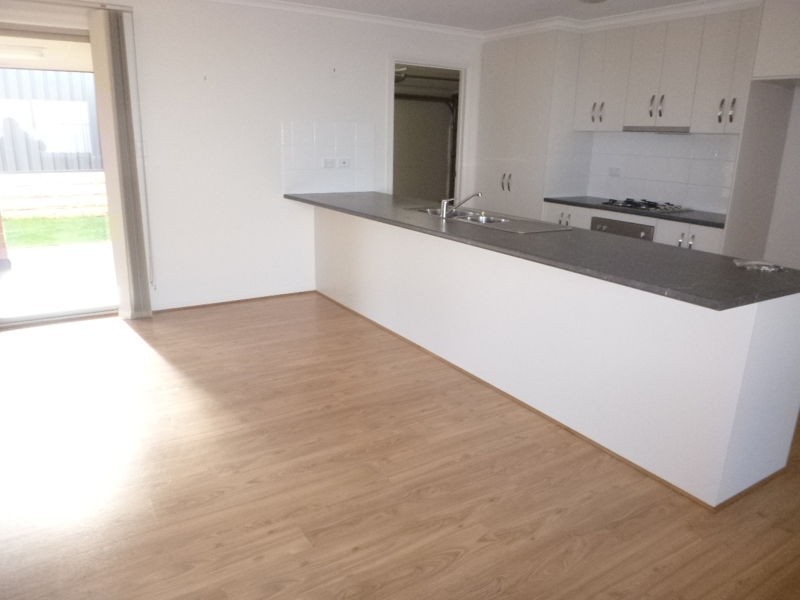 8 Bradford Street, Mount Barker SA 5251