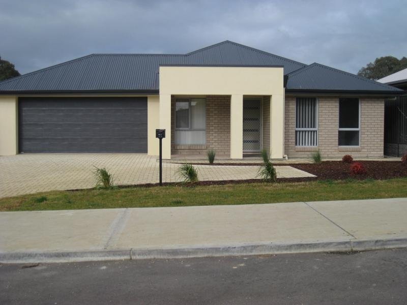 71 Hurling Drive, Mount Barker SA 5251