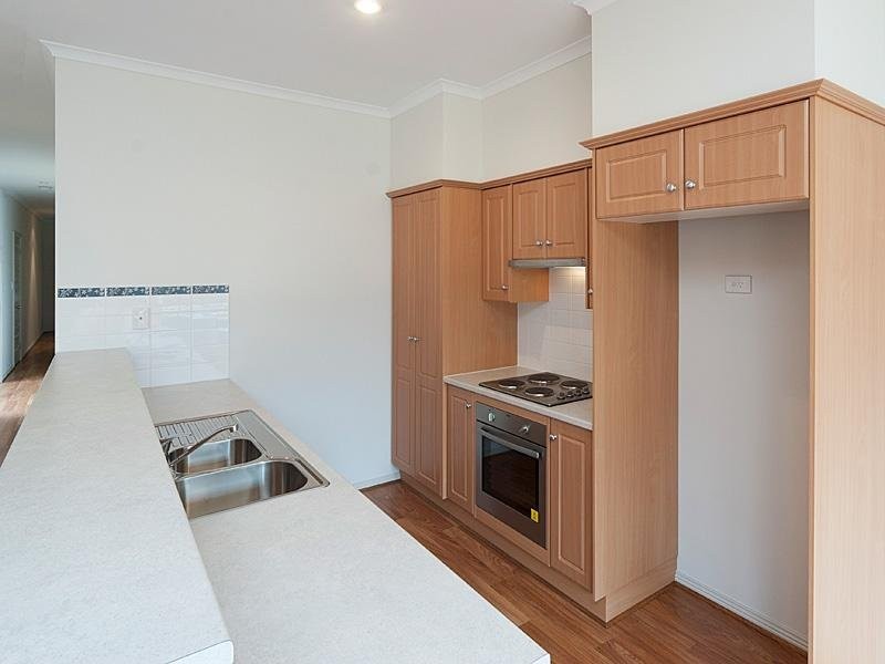 2/1 Collins Street, Mount Barker SA 5251