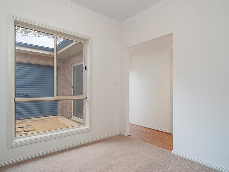 2/1 Collins Street, Mount Barker SA 5251