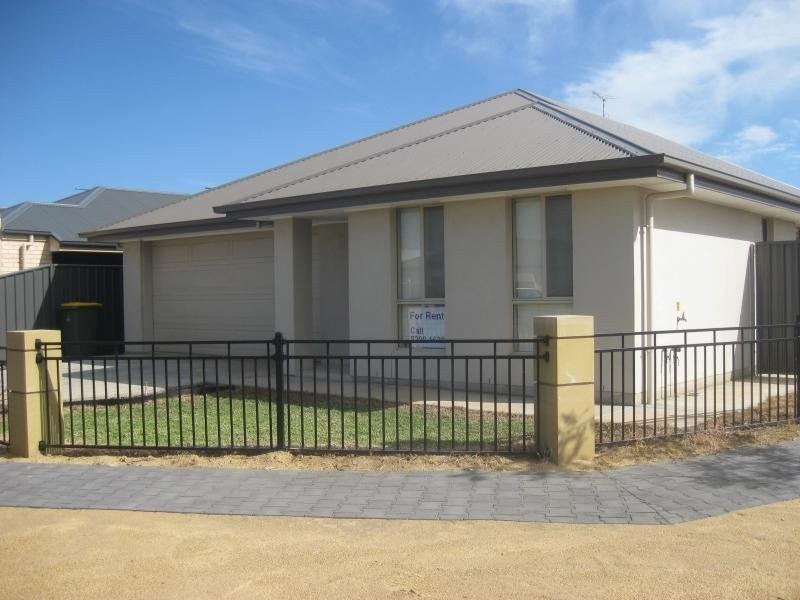 34 Centenary Circuit, Andrews Farm SA 5114