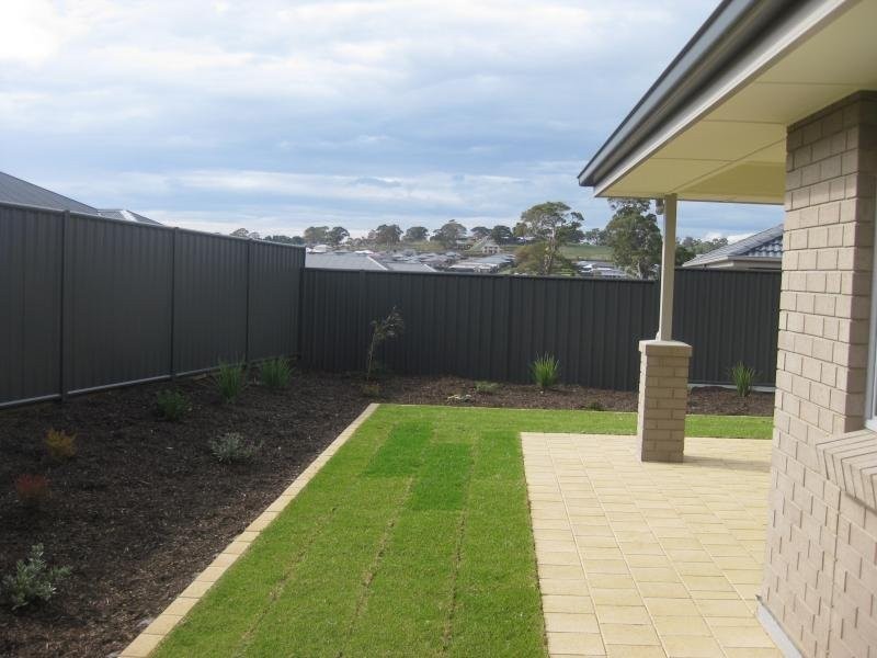 13 West Parkway, Mount Barker SA 5251