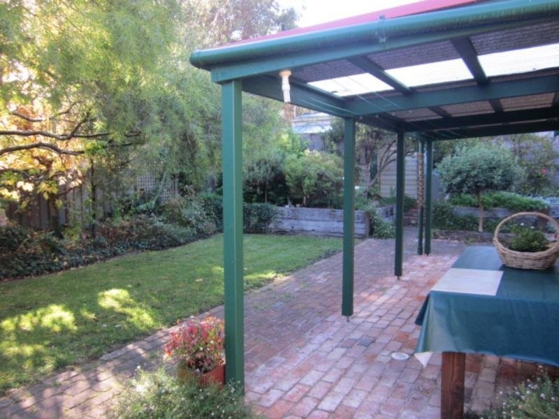 6 Langbein Avenue, Woodside SA 5244