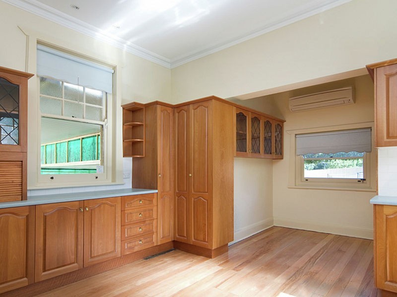 6 Kia Ora Street, Mount Barker SA 5251