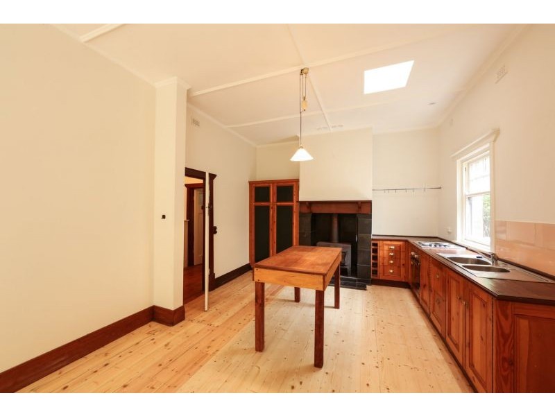 9 Hawthorn Road, Stirling SA 5152