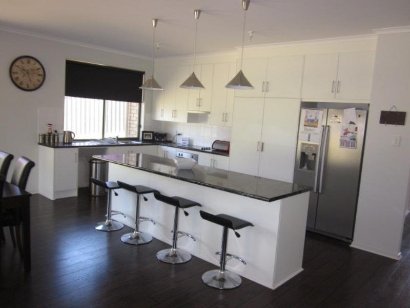 30 Glenalbyn Close, Strathalbyn SA 5255