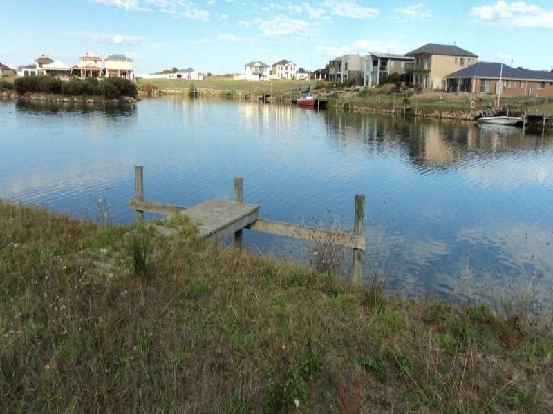 27 Britannia Parade, Hindmarsh Island SA 5214