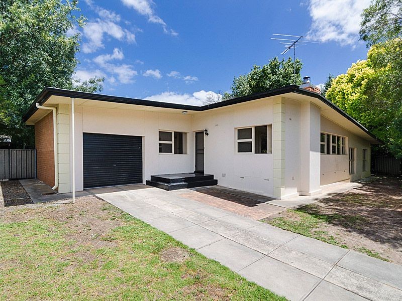 24 Albert Road, Mount Barker SA 5251
