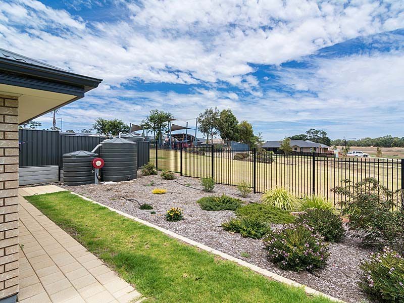 28 Laver Street, Mount Barker SA 5251