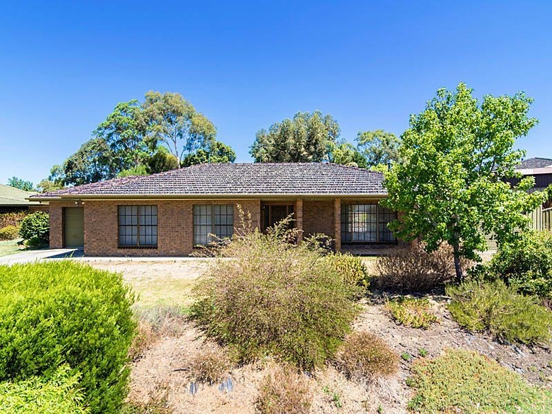 2 Chapman Crescent, Mount Barker SA 5251