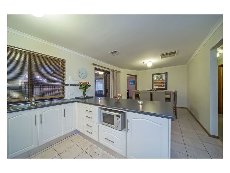 38 Magdalena Crescent, Paralowie SA 5108