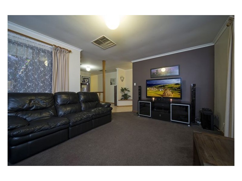 38 Magdalena Crescent, Paralowie SA 5108