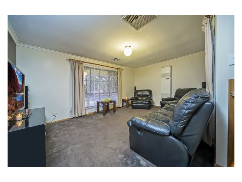 38 Magdalena Crescent, Paralowie SA 5108