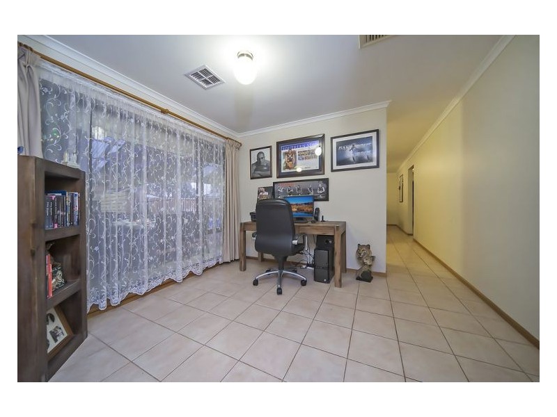 38 Magdalena Crescent, Paralowie SA 5108