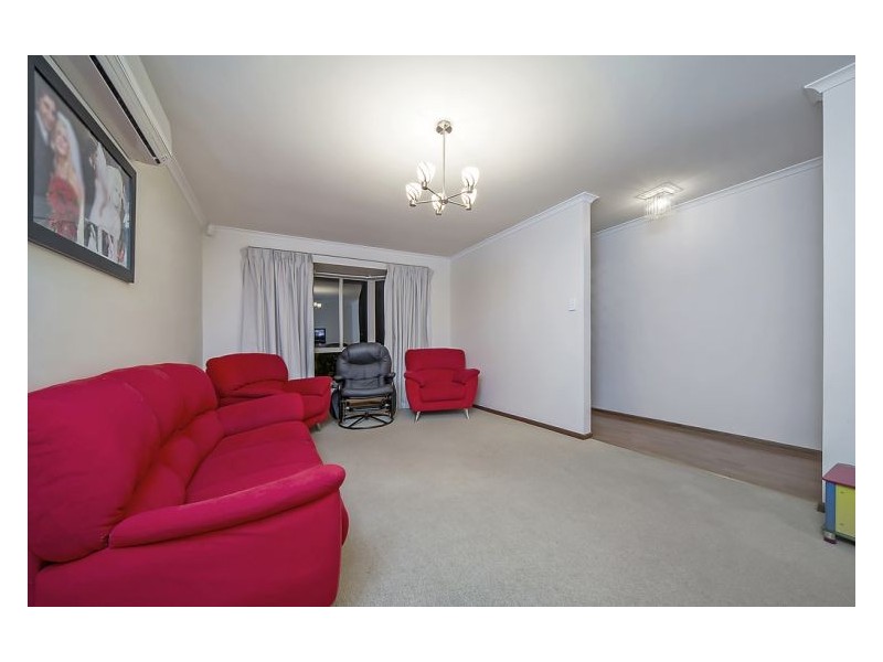 13 Debenham Court, Greenwith SA 5125