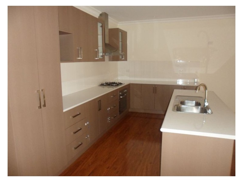 12 Macmillan Avenue, Mawson Lakes SA 5095