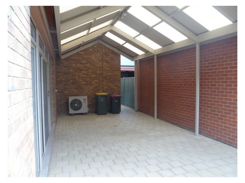 12 Macmillan Avenue, Mawson Lakes SA 5095