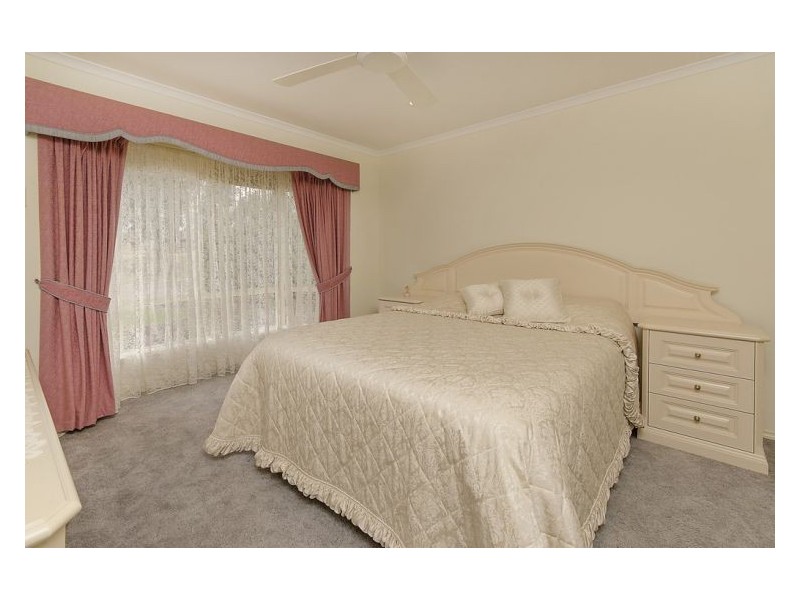 13 Bishop Crescent, Blakeview SA 5114