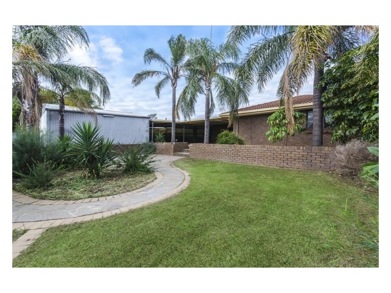 9 Henryk Drive, Hillbank SA 5112